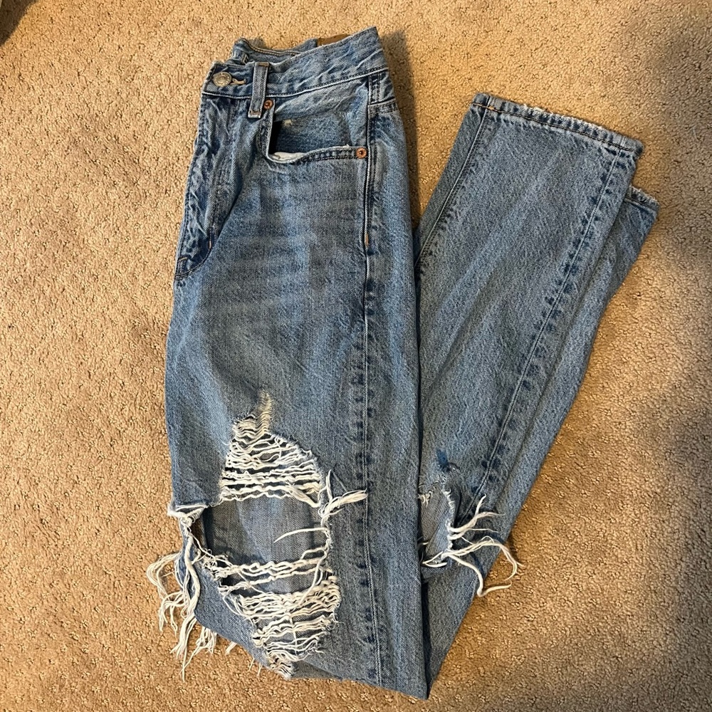 American Eagle ripped mom jeans